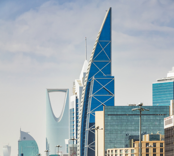 فرص الاستثمار العقاري في السعودية ٢٠٢٥: بين الرؤية، التطوير، والتخصص